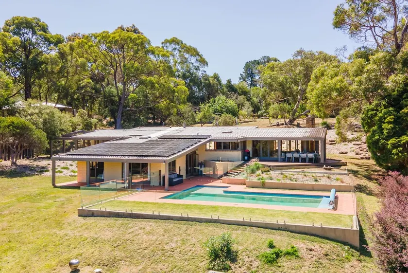 Red Hill South Hideaway - Rural Luxe with Pool - Image 1