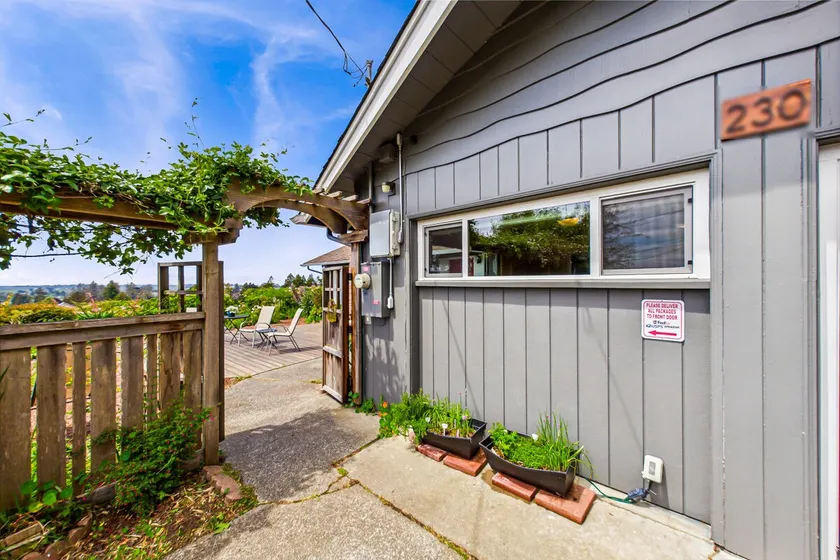 Baxter's Bayview Guest House Near Cal Poly - Image 1