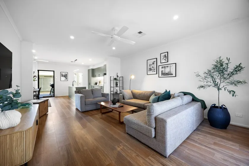 Olive Lane - Boutique Escape & Serene Farmland Views - Image 1