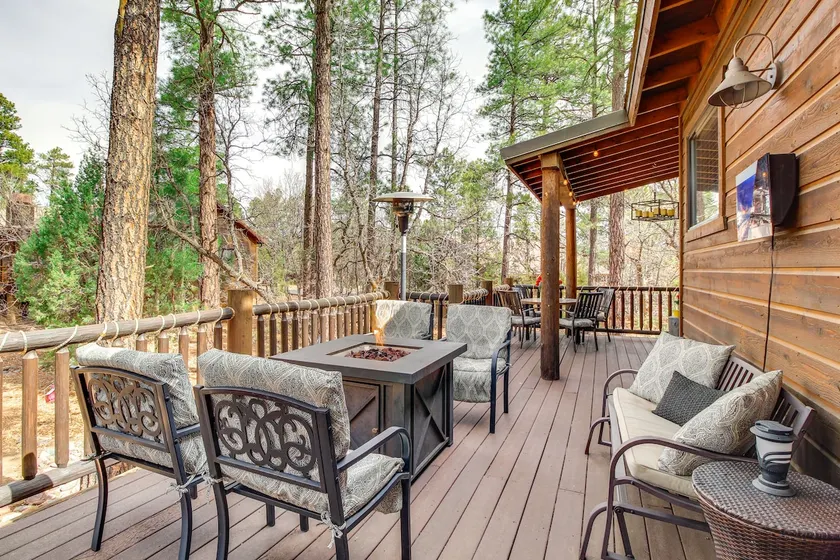 Outdoor Oasis: Family-friendly Cabin in Show Low! - Image 1