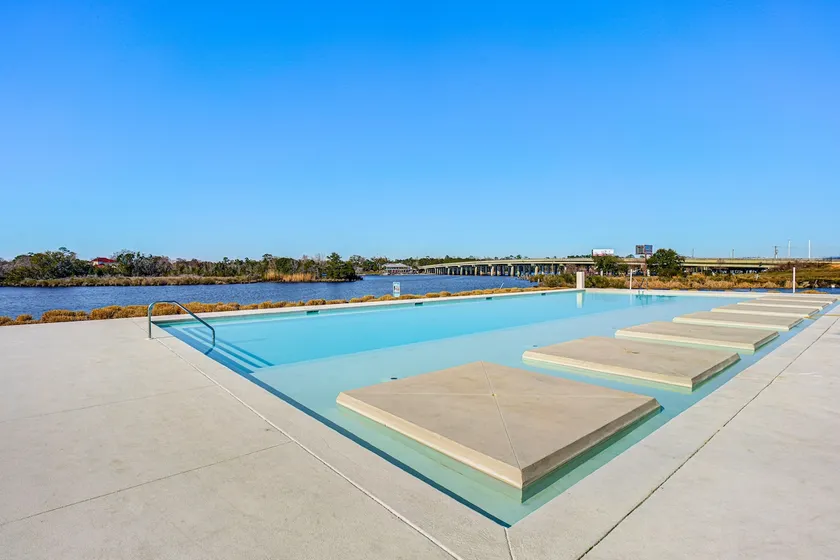 3 Mi to Gulfport Beaches: Waterfront 'casa Pesce' - Image 1
