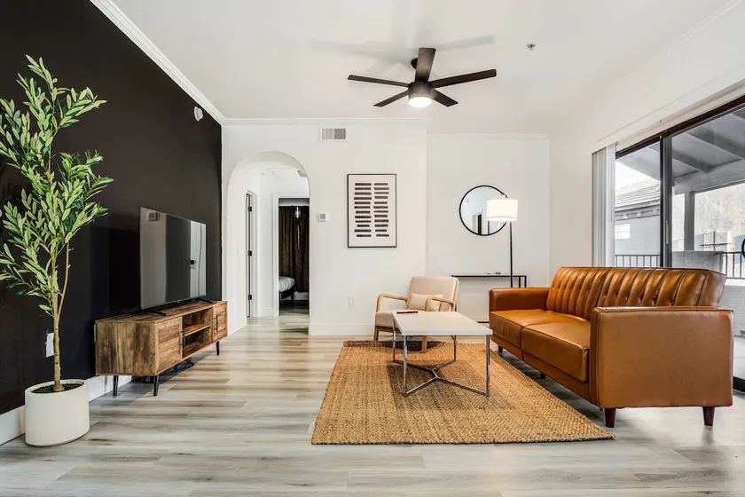 Boulevard Stays 2BR by Stadium Pool Parking Gym 10 - Image 1