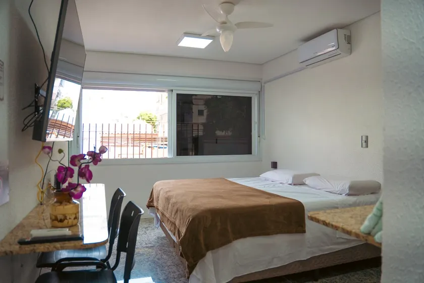 Private Full Flat - Image 1