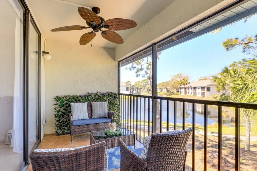 7 Mi to Beach: Condo w/ Pool Access in Bradenton! - Image 1