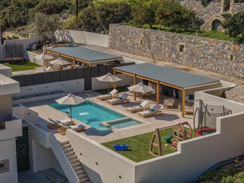 Elysian Villas - With 2 Private Pools - Image 1