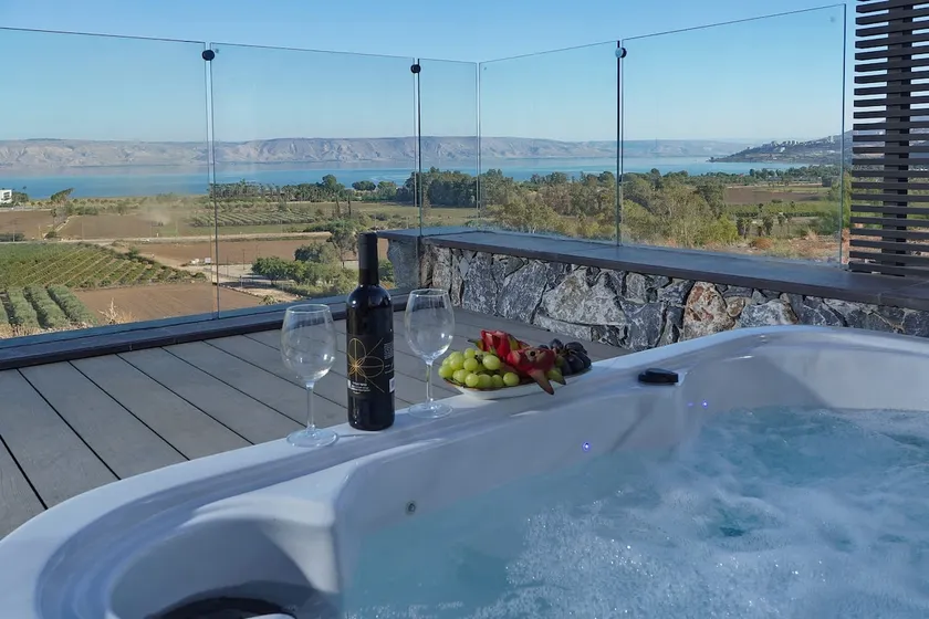 Levication Luxury Jacuzzi Villa | 2BR - Image 1