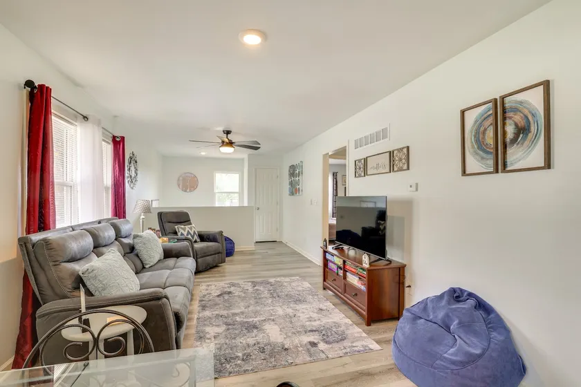 'McBride Cul-De-Sac' Quiet Apt for Extended Stays - Image 1
