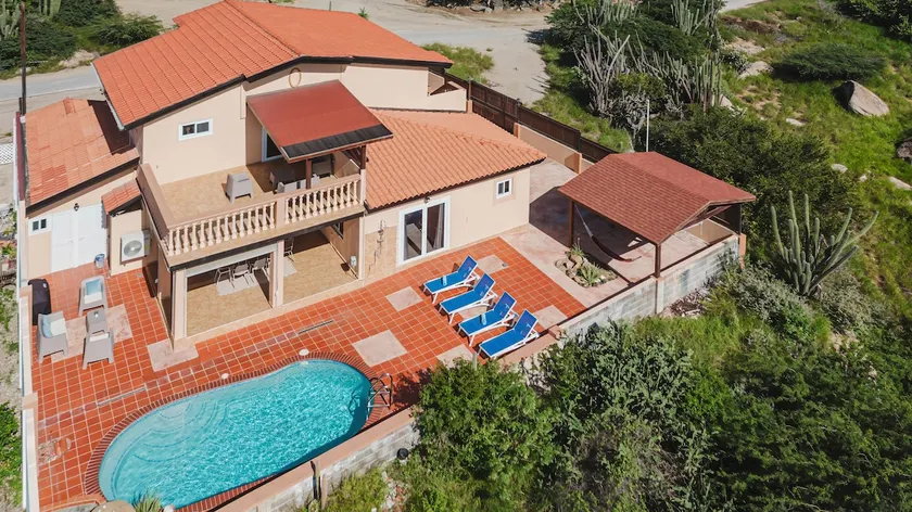 5 Bedroom Villa With Amazing View of Aruba Nature - Image 1
