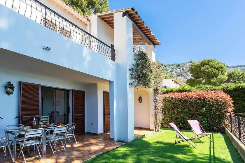 LA SOLEILLADE VI4451 By Riviera Holiday Homes - Image 1