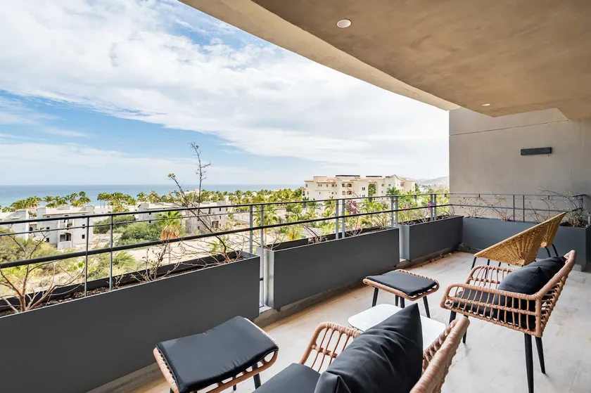 Punto Nima: Rooftop Infinity Pool & Ocean Views - Image 1