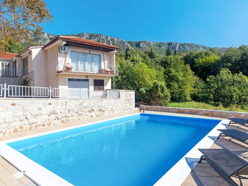 Mazor by Interhome - Image 1