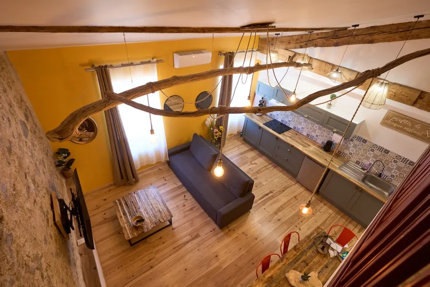 Unique charm · Air conditioning · 6 people in the heart of Carcassonne - Image 1