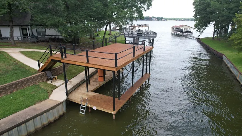 *New* Cedar Creek Lake Reservoir House with Dock - Image 1