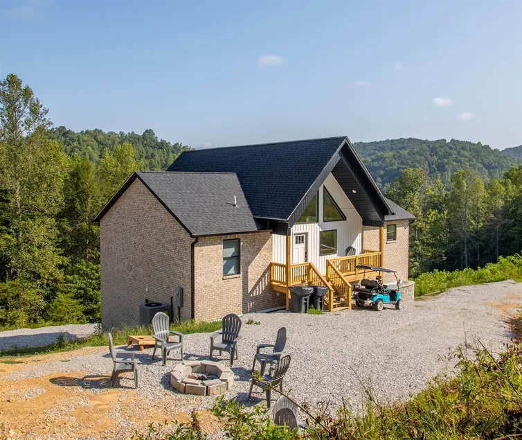 Fall Special! Viewtastic! 6 bedrooms 5 baths - Image 1