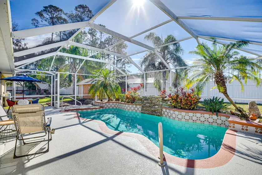 Private Outdoor Oasis: Luxe Palm Coast Retreat - Image 1