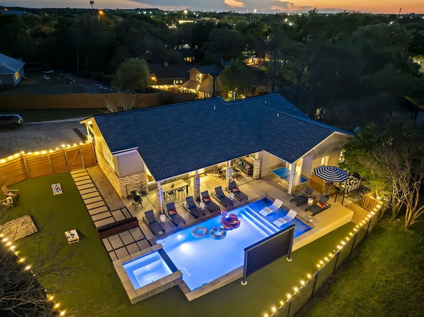 Dream House: Pool |SPA| Outdoor Movie ~ Golf Course - Image 1