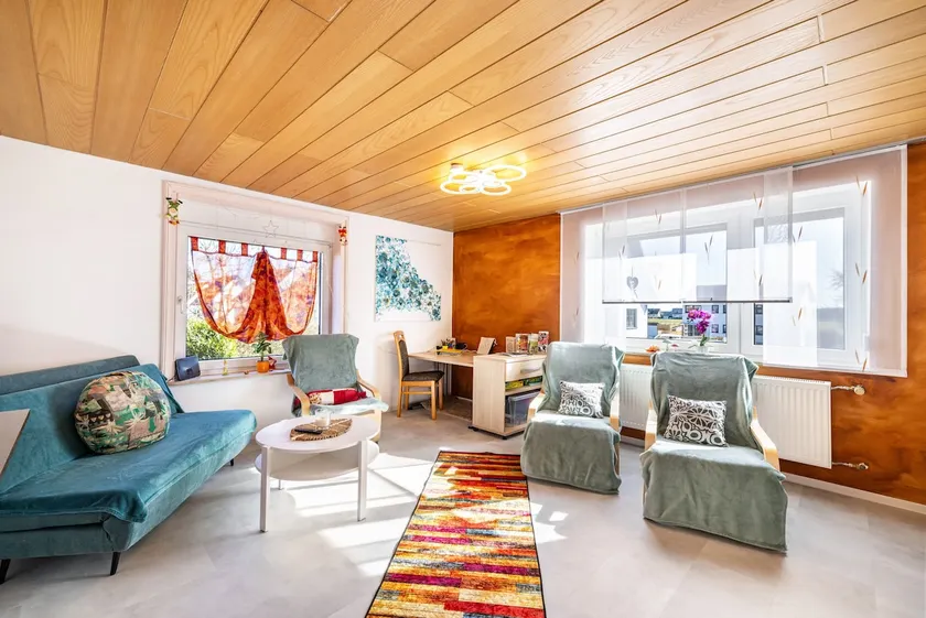 Dog and child apartment - Image 1