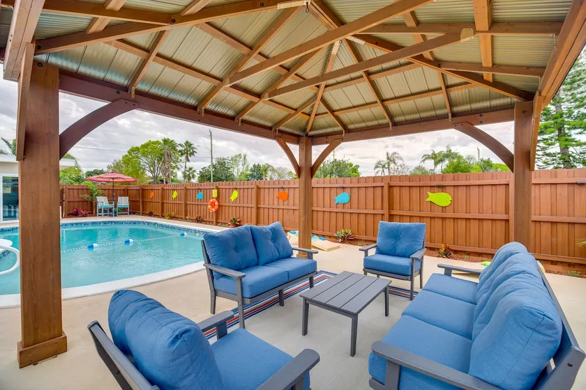 Lanai, Grill & Outdoor Pool: Melbourne Duplex! - Image 1