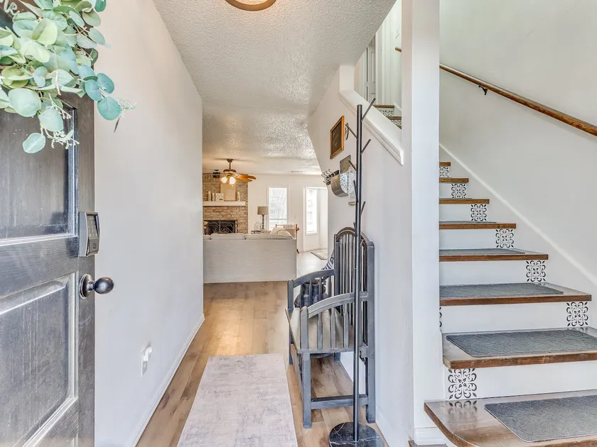 Rose Dew Cottage 4-Bed/2-Bath - Image 1