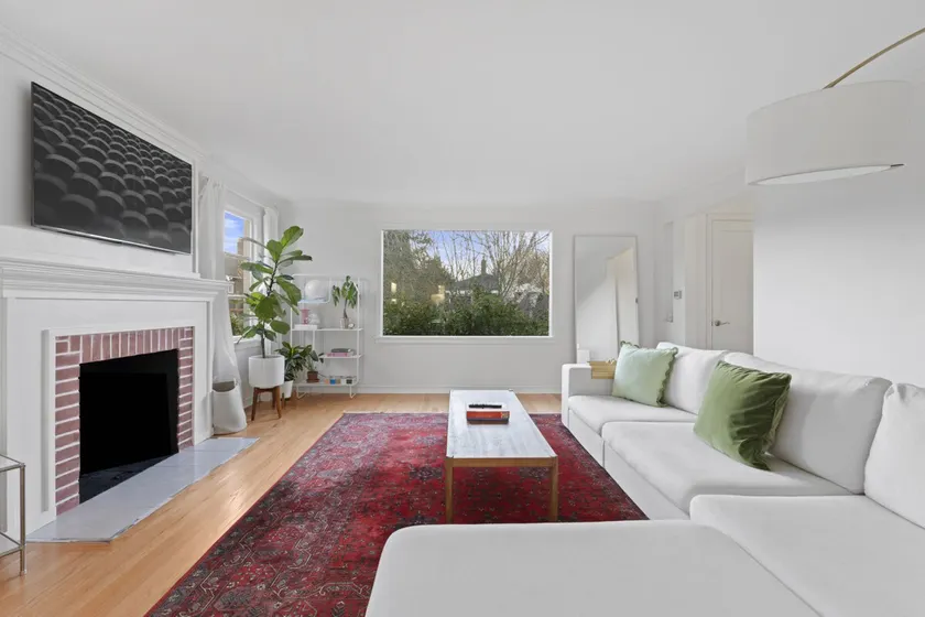 3BR 2BA Ballard Blue, Seattle - Image 1