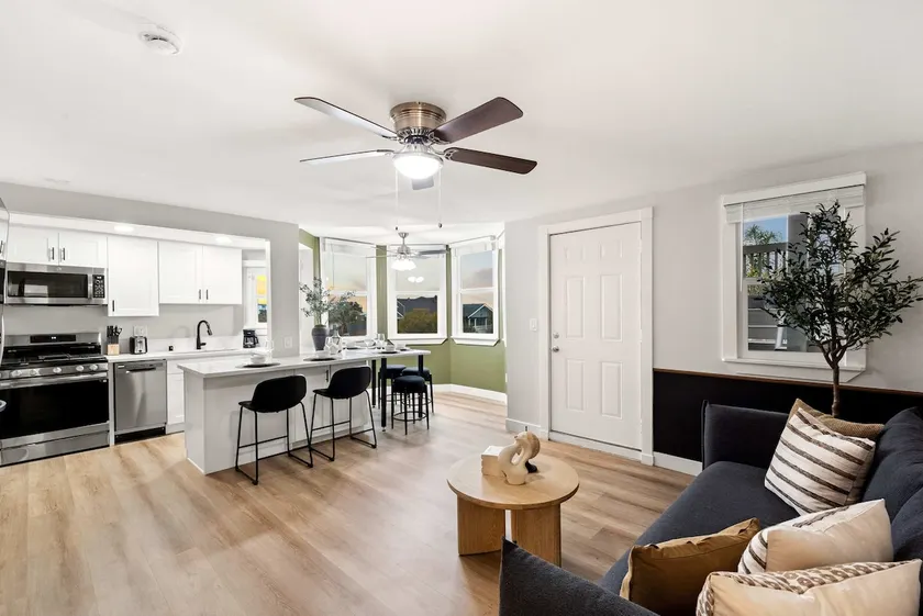 Stunning Golden Hill APT: Sunset Patio, Parking - Image 1
