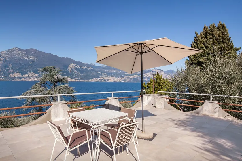 Villa Cesarina-Total lake view - Image 1