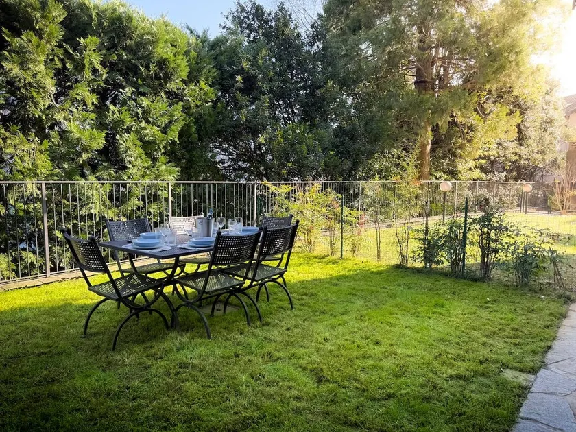 Dimora Larianda - Private Parking and Garden - Image 1