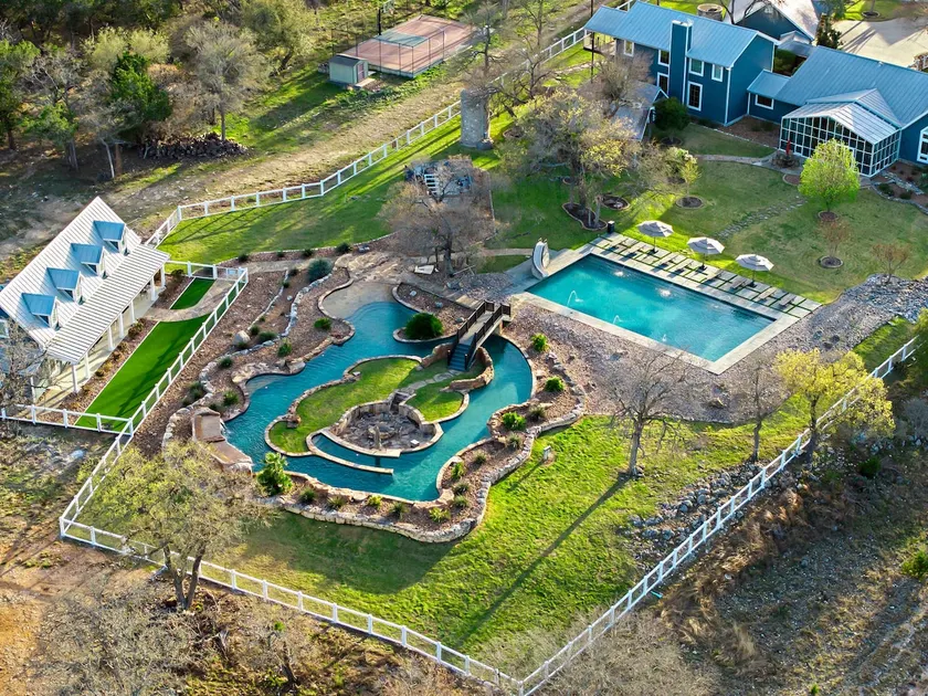 Lazy River Ranch|Events|Fire Pit|Hot Tub|Billiards - Image 1
