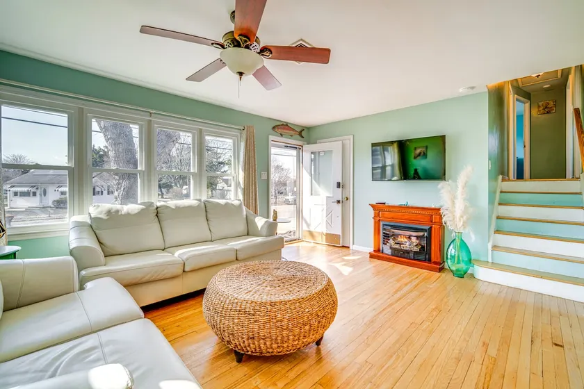8 Blocks to Beach: Bbq ready North Cape May Home - Image 1