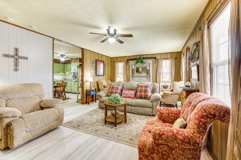 Scenic East Alabama Retreat on 2 Acres - Image 1