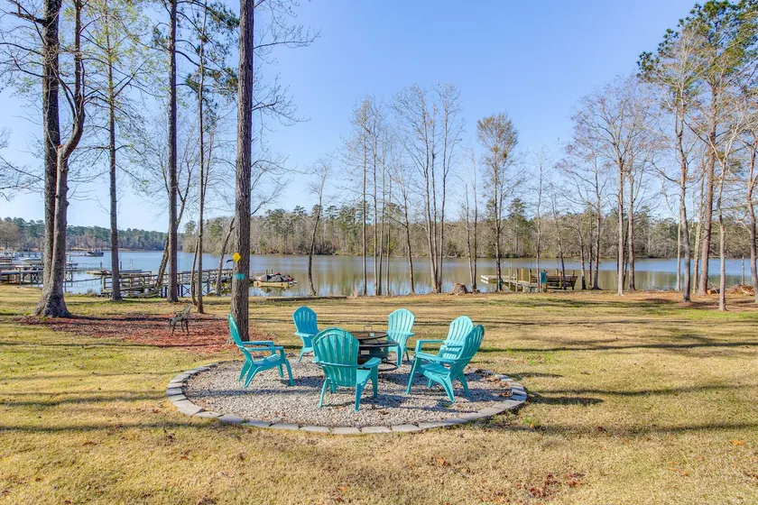 Private Dock, Fire Pit: Lake Murray Family Escape! - Image 1
