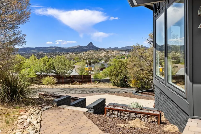 5BR family escape w/ hot tub & backyard - Image 1