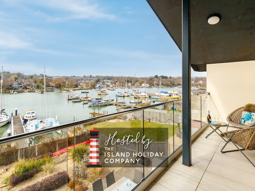 Waterfront Escape | Private Pontoon + Serene Views - Image 1