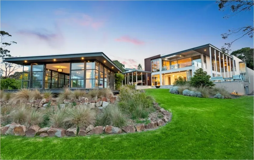 Panoramic Bay Views Mt Martha - Image 1