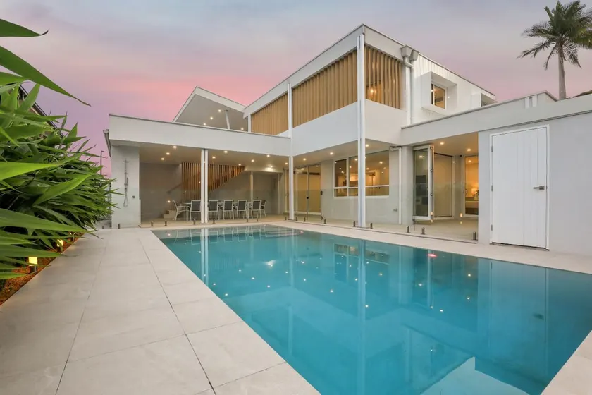 Villa Bianco at Caves Beach - Luxe Coastal Sanctuary - Image 1