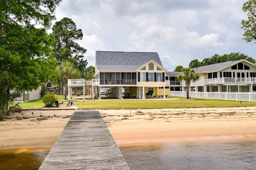 4BR Riverfront House w/ Private Boat Dock - Image 1