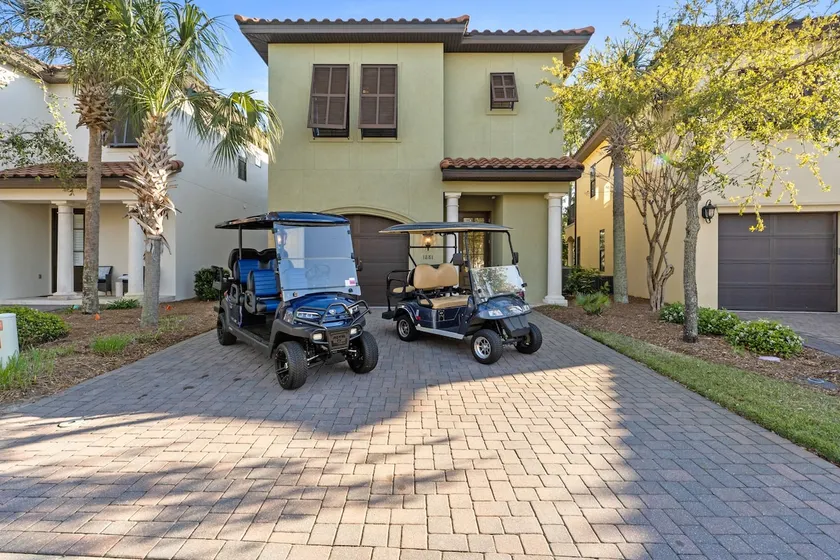 Tees & Tides | 2 Golf Carts | Free Golf - Image 1