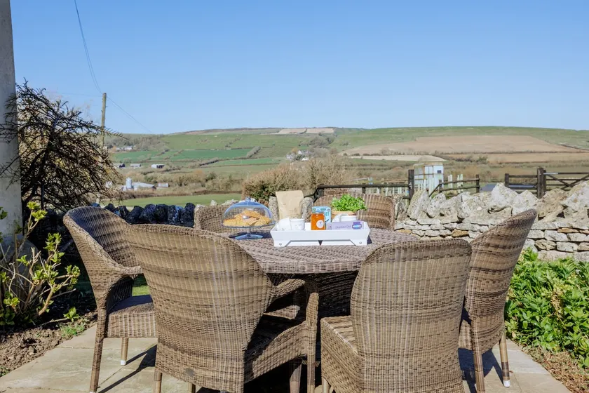 Dorset Farmhouse - Image 1