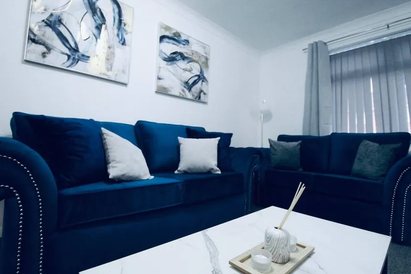 Redworth Haven – Cozy 3 Bed Stay - Image 1