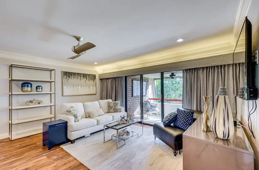 8 Mi to Honeymoon Island: Golf Getaway w/ Balcony! - Image 1