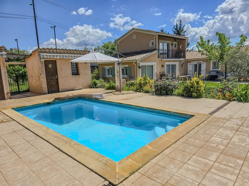 Villa Bastide Volonne rated 4 stars - Image 1