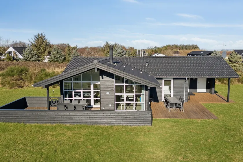 Holiday home 1110 - Image 1