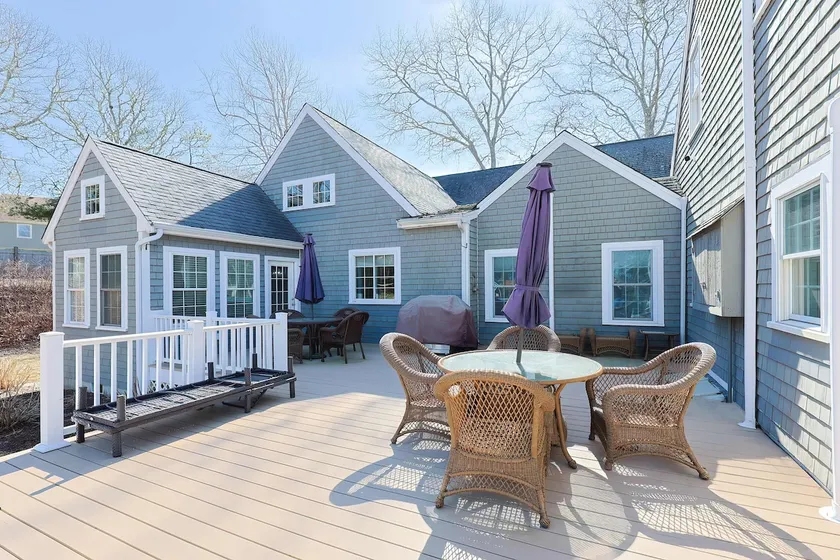 Expansive Oasis With Water Views, Walk To Beach! - Image 1