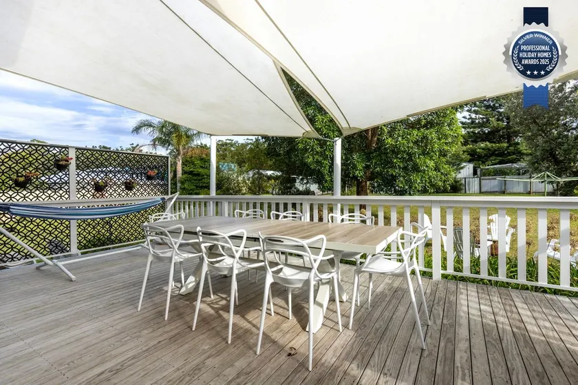 Mar-Lins - Pet Friendly - 2 Mins Walk to Beach - Image 1