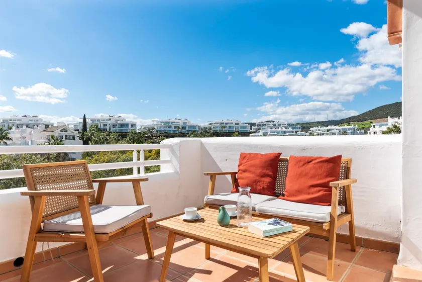Scenic apartment in Alcazaba Lagoon Ref M55 - Image 1