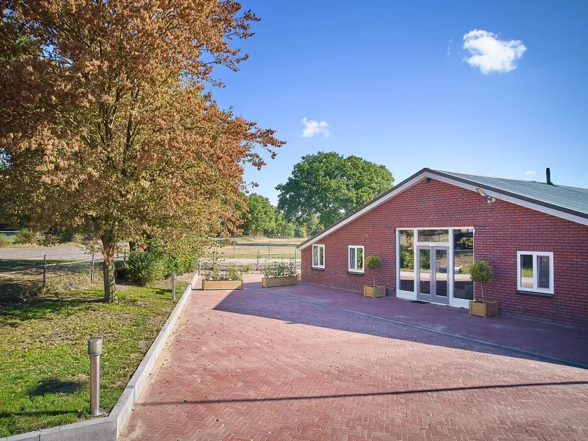 Rural house with deer view - Image 1