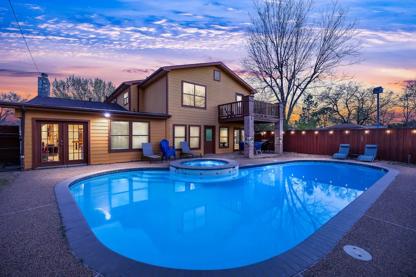 Pool/Spa, 2 Game Rooms, 6 Bedrooms, 6 Bathrooms - Image 1