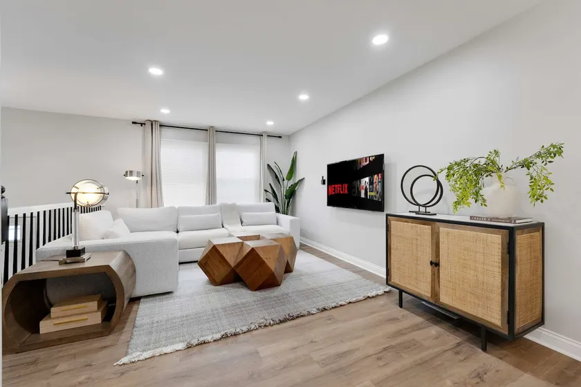 Spacious Family Getaway | LCP Collection - Image 1