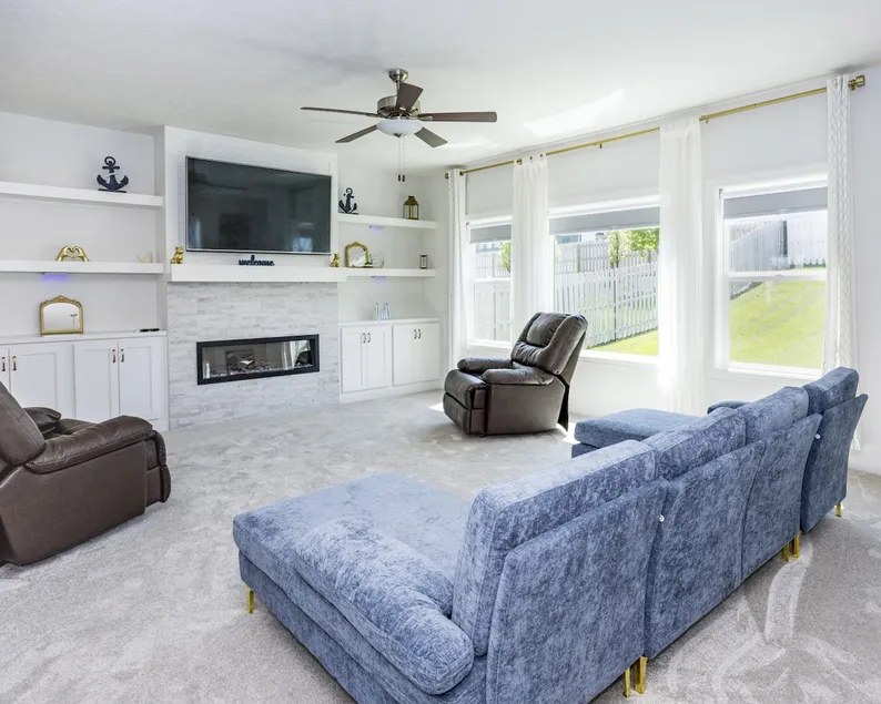 5BR Family Home • Games • BBQ • 3-Car Garage - Image 1