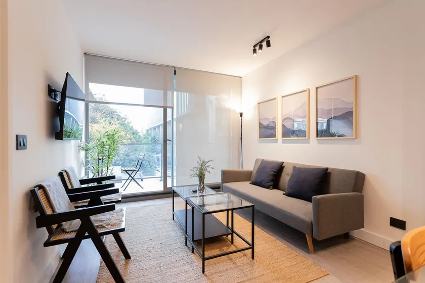 Modern 1br In Presidente Riesco Sleeps 3 - Image 1